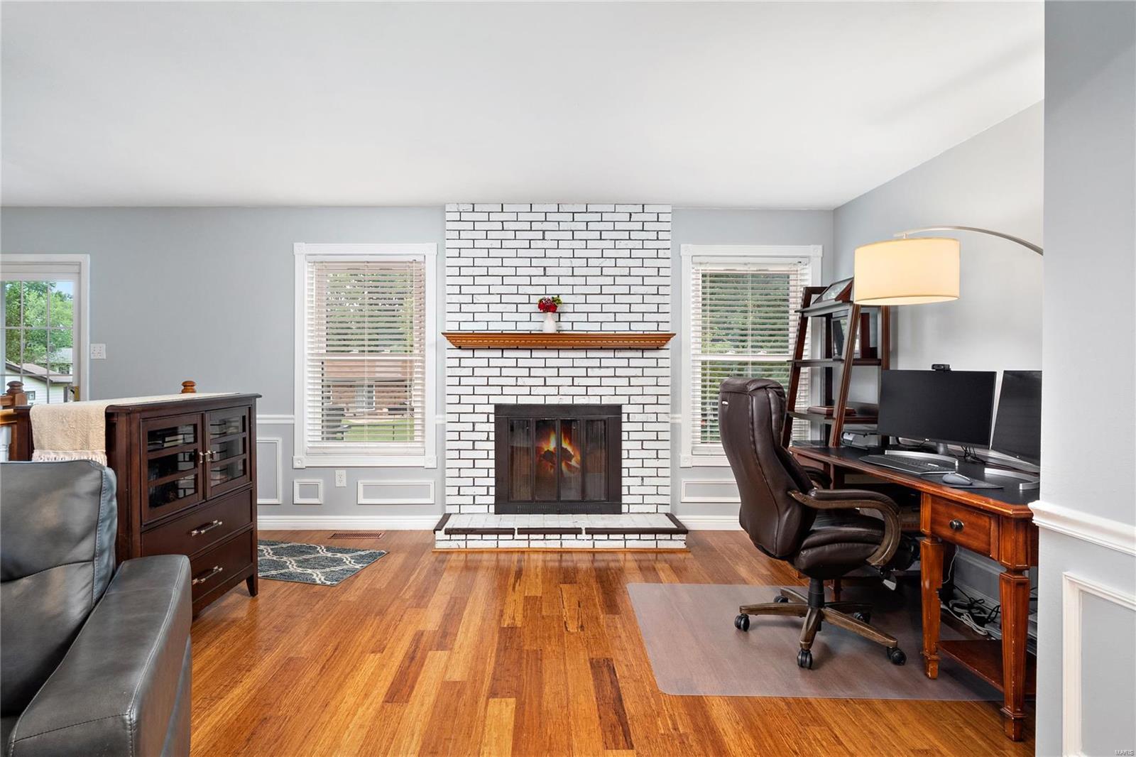5874 Hempline Road St. Louis, MO 63129 - Photo 7 of 44 Gallery Image 7