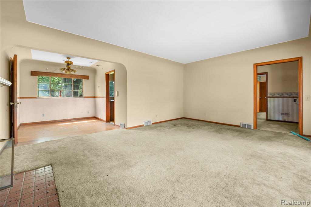 9282 Wayne Road Romulus, MI 48174 - Photo 8 of 39