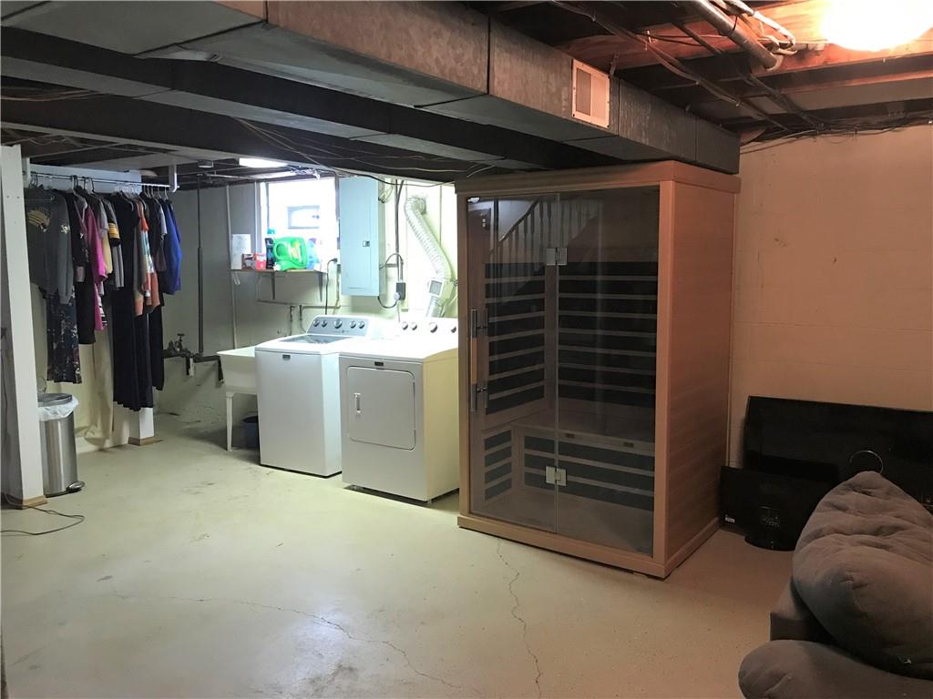 29 Devils Den Road Burgettstown, PA 15021 - Photo 2 of 25