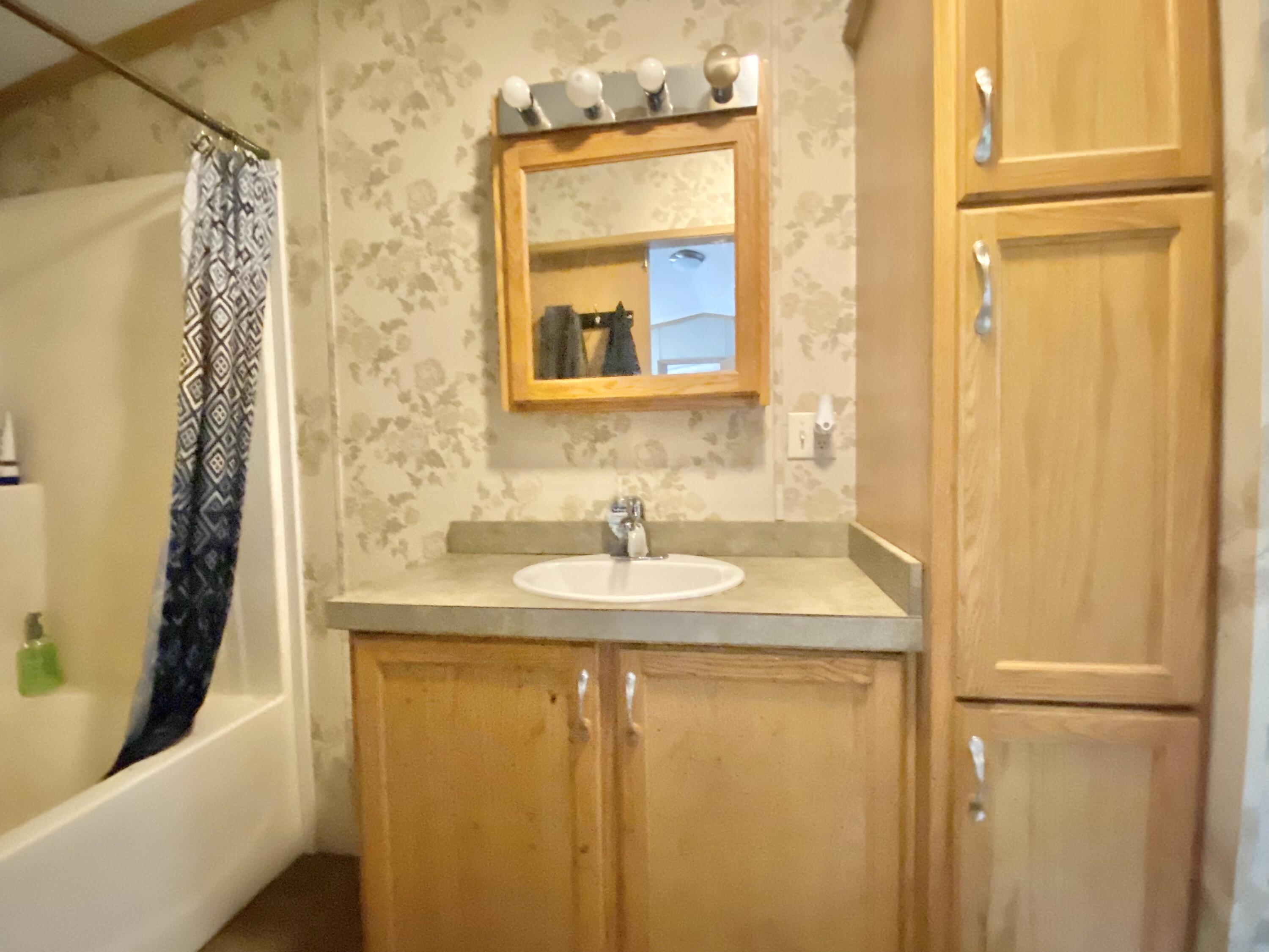 34 Vail Road Buxton, ME 04093 - Photo 6 of 20 A51D4C8A-EFCB-4CA5-8F7A-38508851AE59