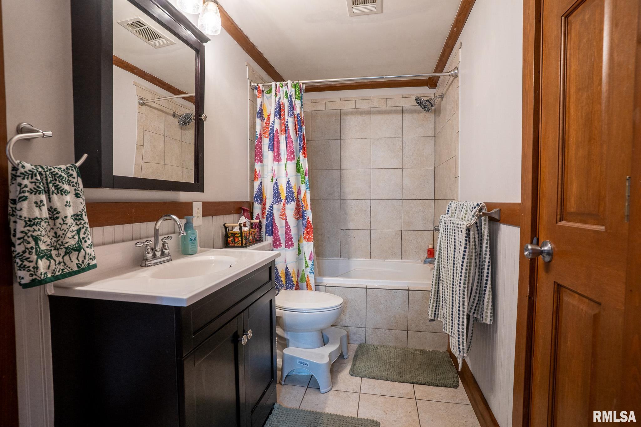 3232 South 1st Street Springfield, IL 62703 - Photo 8 of 13 Gallery Image 8