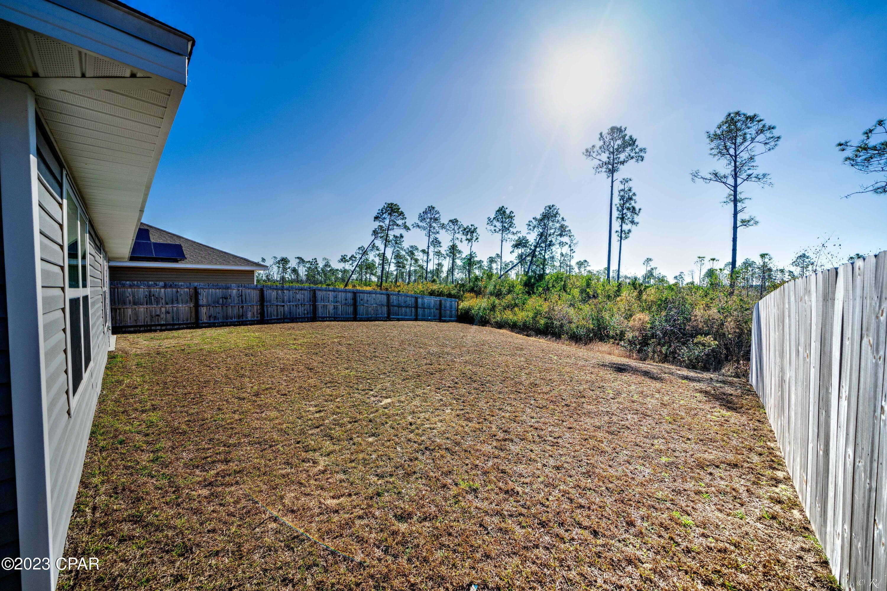 144 Merrion Road Southport, FL 32409 - Photo 6 of 49 Gallery Image 6
