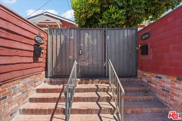$1,049,000 | 1248 Hyperion Avenue, Los Angeles, CA 90029
