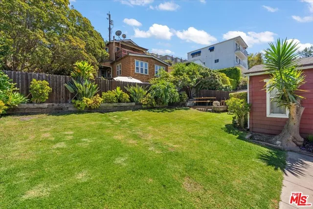 $1,049,000 | 1248 Hyperion Avenue, Los Angeles, CA 90029