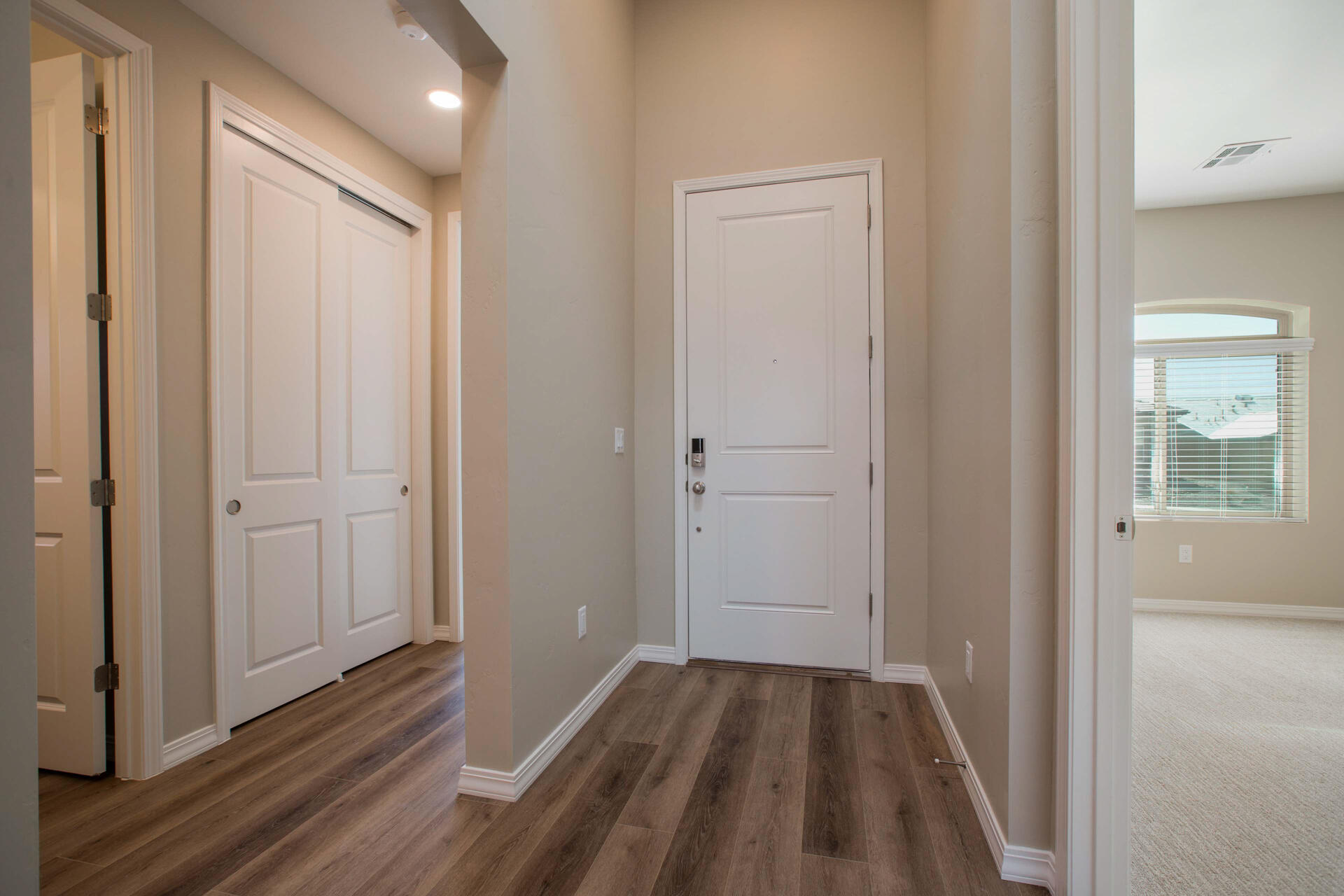 6929 Archer Road Northeast Rio Rancho, NM 87144 - Photo 16 of 27 Gallery Image 16