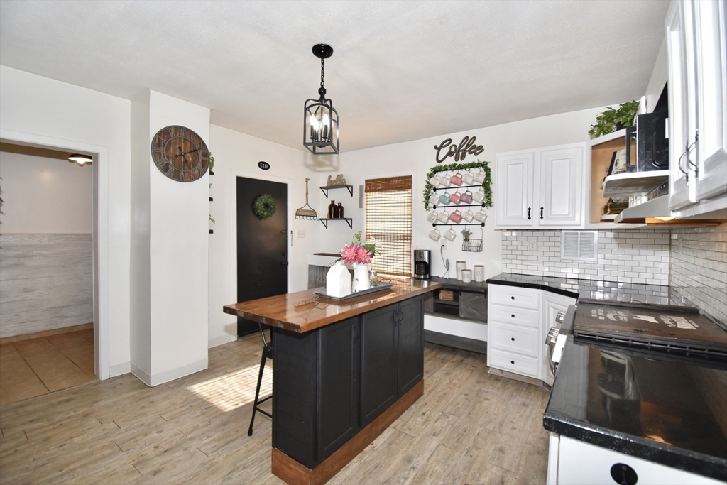 181 Lebanon Street Springfield, MA 01109 - Photo 4 of 41 Gallery Image 4