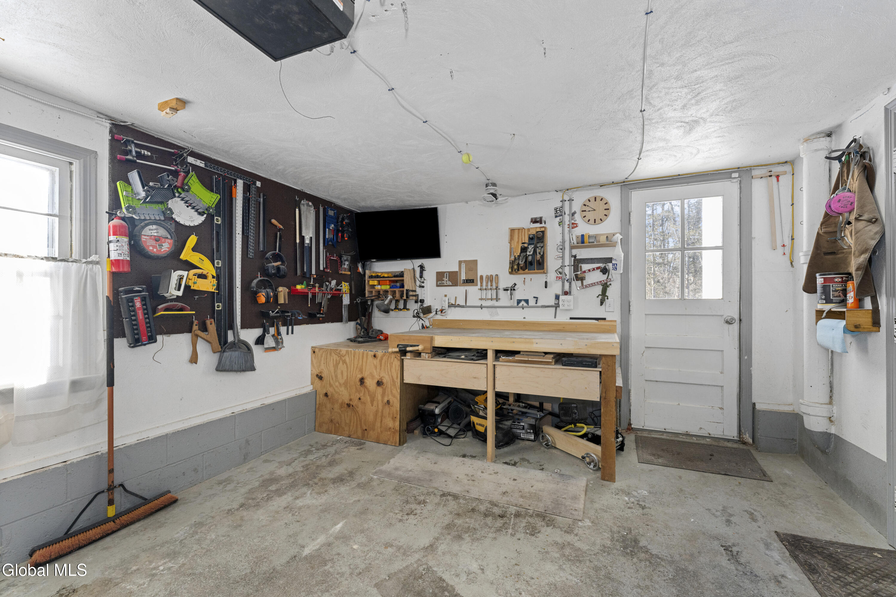 2240 Rosendale Road Niskayuna, NY 12309 - Photo 27 of 39 Work shop area in Garage