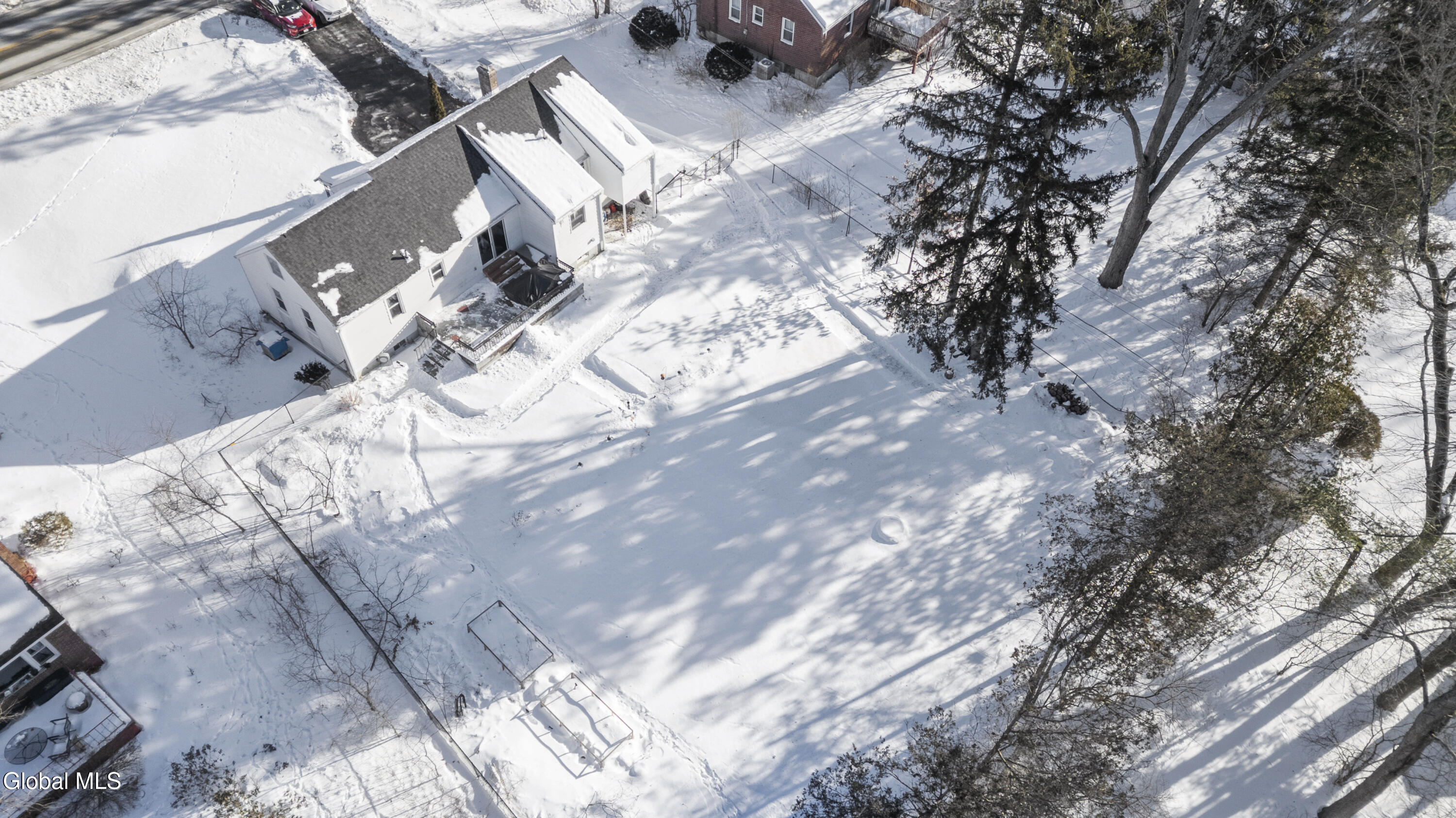 2240 Rosendale Road Niskayuna, NY 12309 - Photo 31 of 39 Back Yard