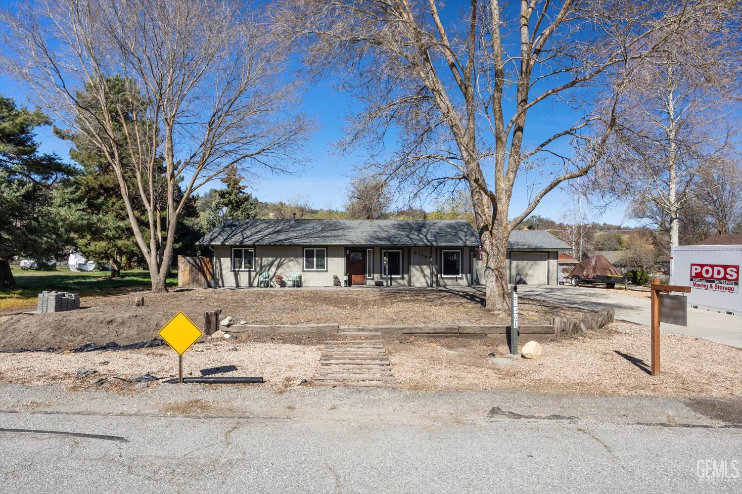 Undisclosed Address Tehachapi, CA 93561 - Photo 11 of 44