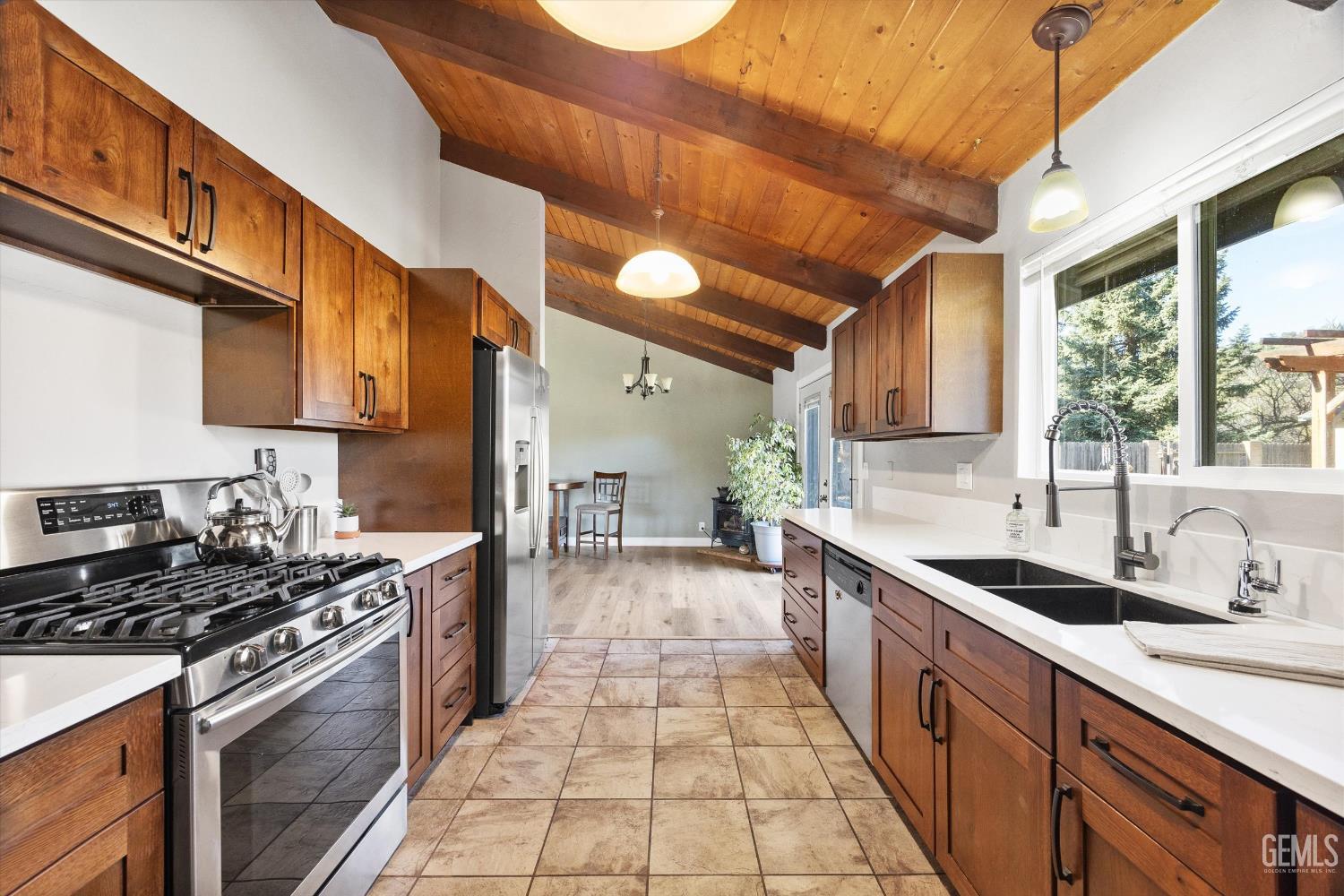 Undisclosed Address Tehachapi, CA 93561 - Photo 22 of 44