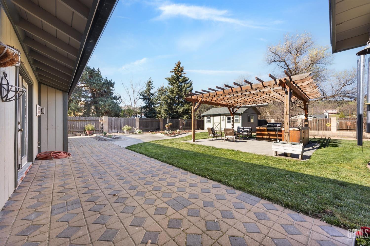 Undisclosed Address Tehachapi, CA 93561 - Photo 33 of 44