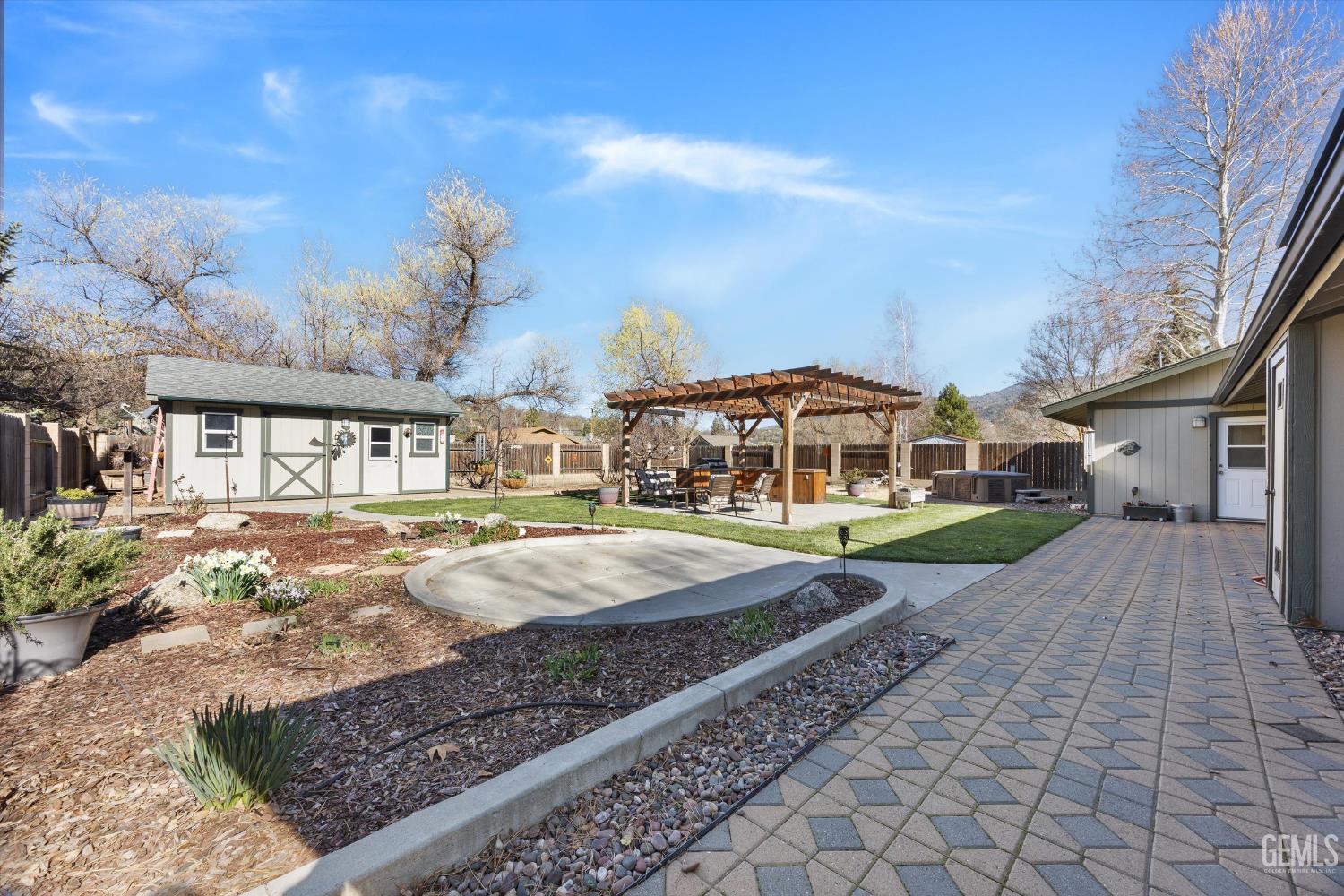 Undisclosed Address Tehachapi, CA 93561 - Photo 40 of 44