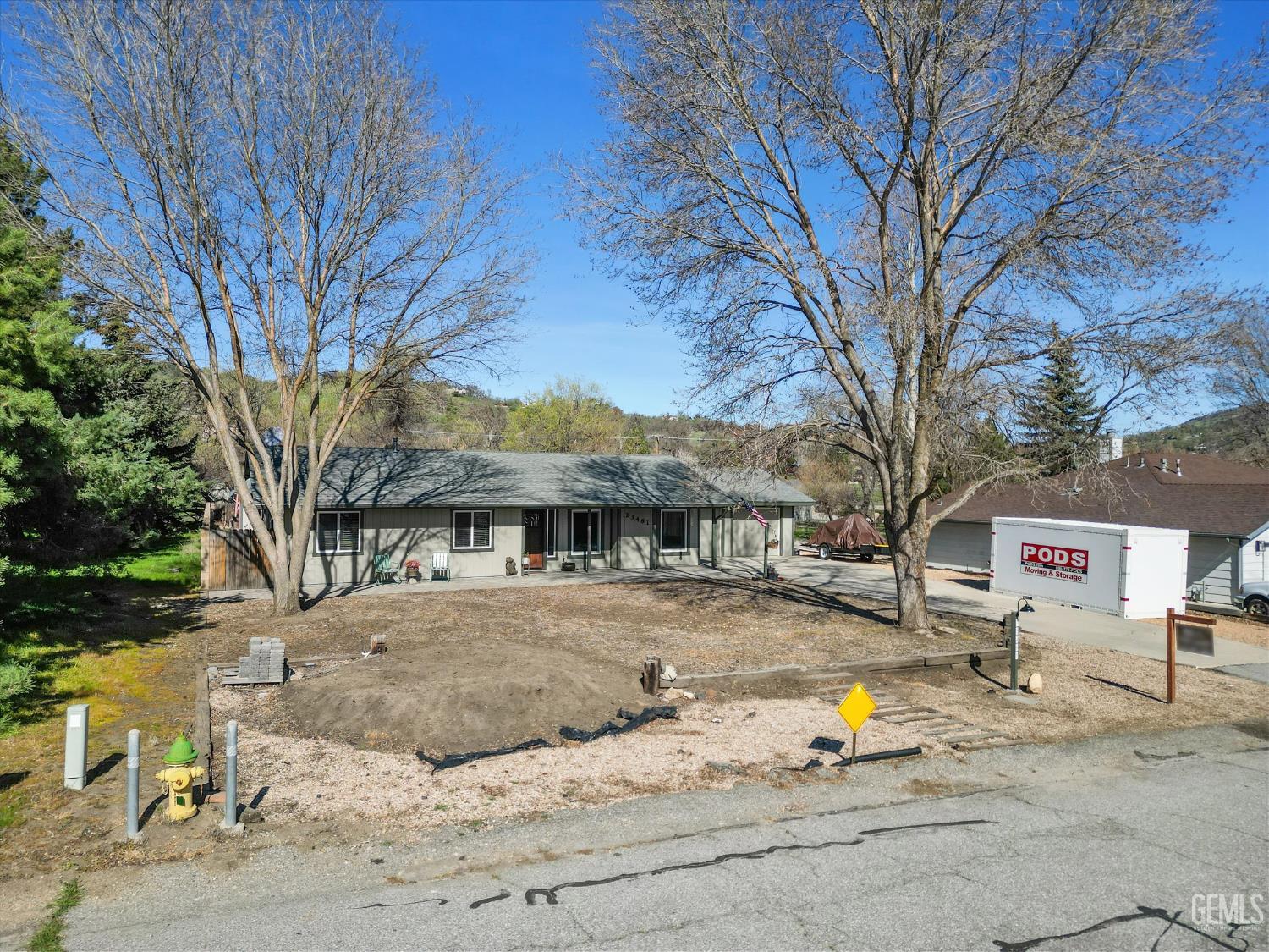 Undisclosed Address Tehachapi, CA 93561 - Photo 6 of 44