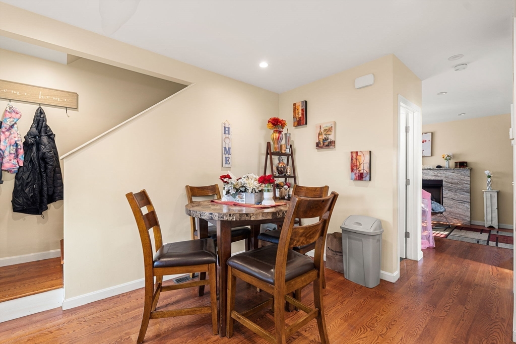 883 Grinnell Street Fall River, MA 02721 - Photo 20 of 41