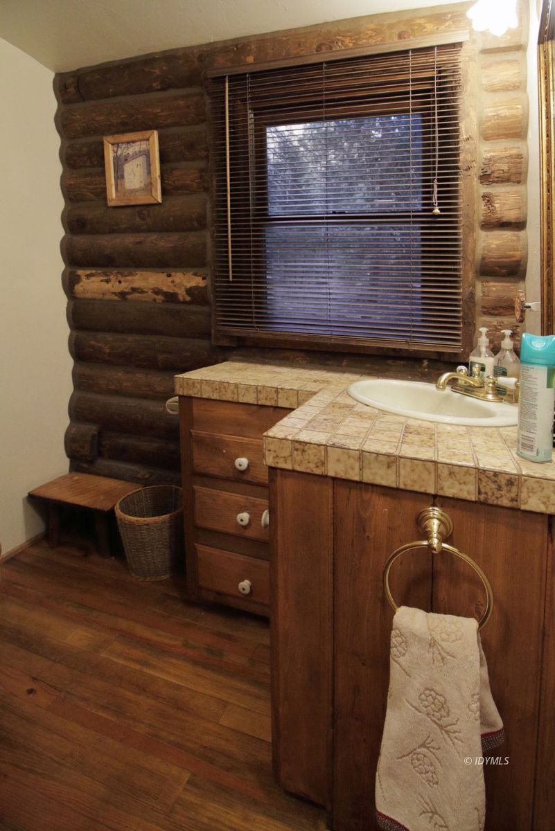 24745 Fern Valley Road Idyllwild, CA 92549 - Photo 18 of 48 a view of storage and utility room