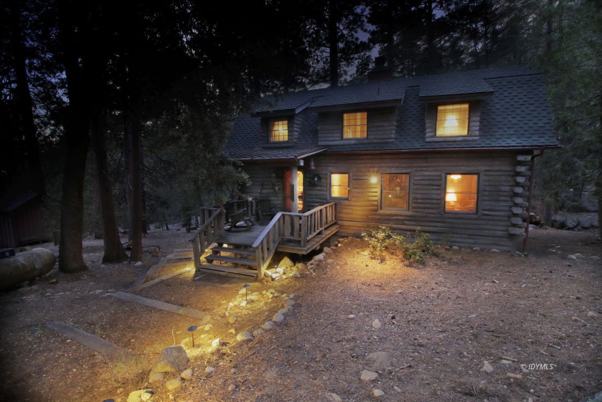 24745 Fern Valley Road Idyllwild, CA 92549 - Photo 38 of 48 a view of a house with patio