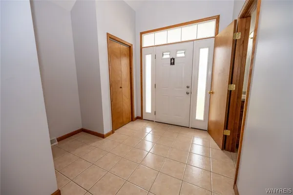 $374,900 | 3050 Hillbrook Drive, Eden, NY 14057