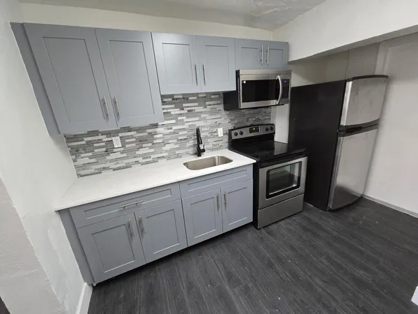 $1,850 | 1201 Northwest 30th Avenue, Unit 14, Fort Lauderdale, FL 33311