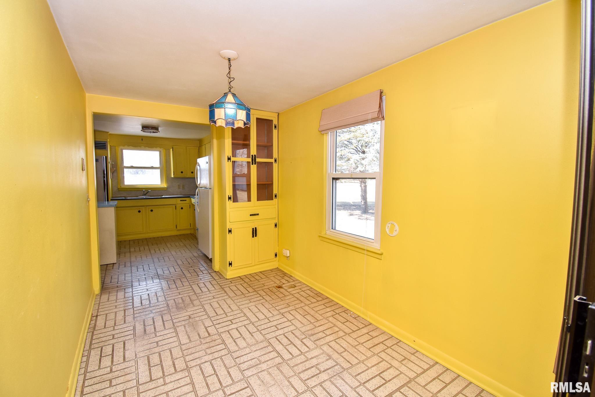 1508 Hickory Point Road Metamora, IL 61548 - Photo 12 of 38 Gallery Image 12