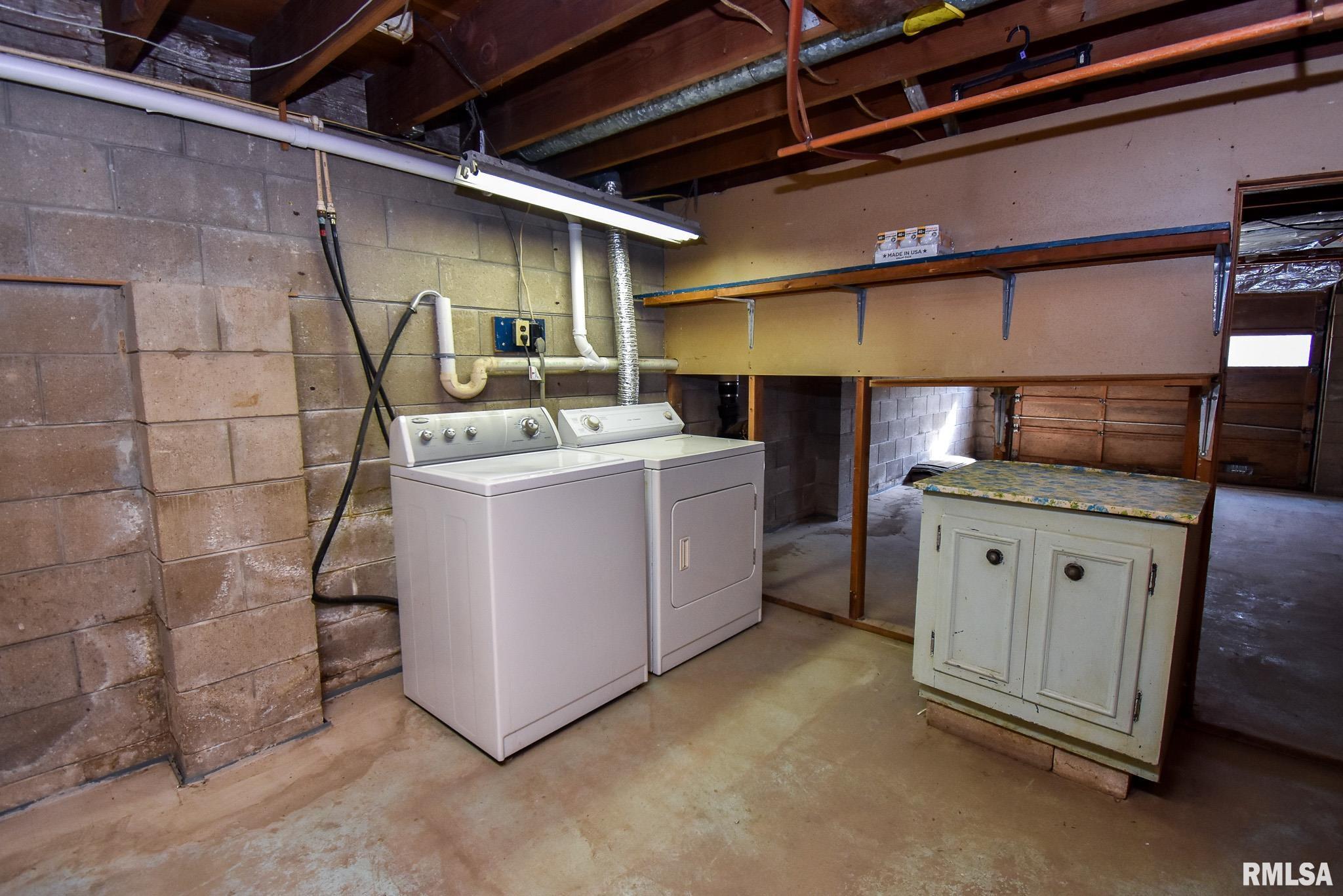 1508 Hickory Point Road Metamora, IL 61548 - Photo 29 of 38 Gallery Image 29