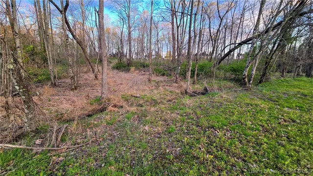 $215,000 | 650 N East County Road, Austin, IN 47102