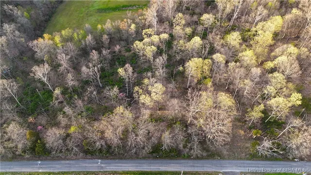 $215,000 | 650 N East County Road, Austin, IN 47102