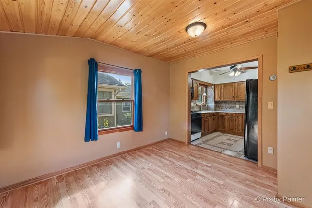 $279,000 | 1398 Floresta Vista, Crystal Lake, IL 60014