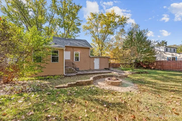 $279,000 | 1398 Floresta Vista, Crystal Lake, IL 60014