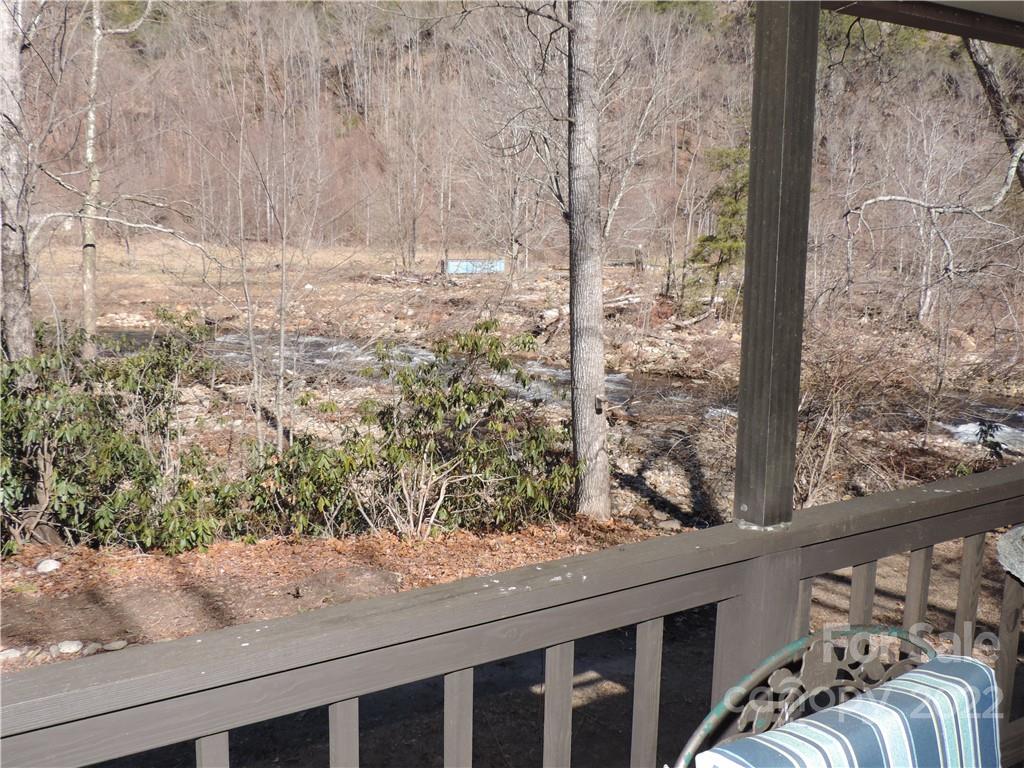 3284 Lake Logan Road Canton, NC 28716 - Photo 27 of 44