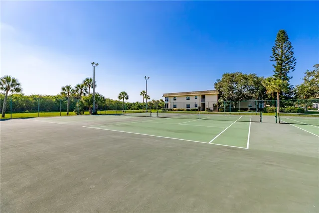 $1,800 | 2 Vista Gdns Trail, Unit 202, Vero Beach, FL 32962