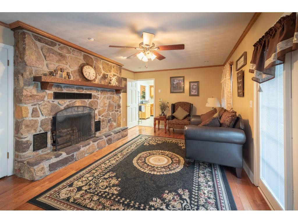 4514 Old Stage Road Pulaski, VA 24301 - Photo 14 of 36 Photo 14