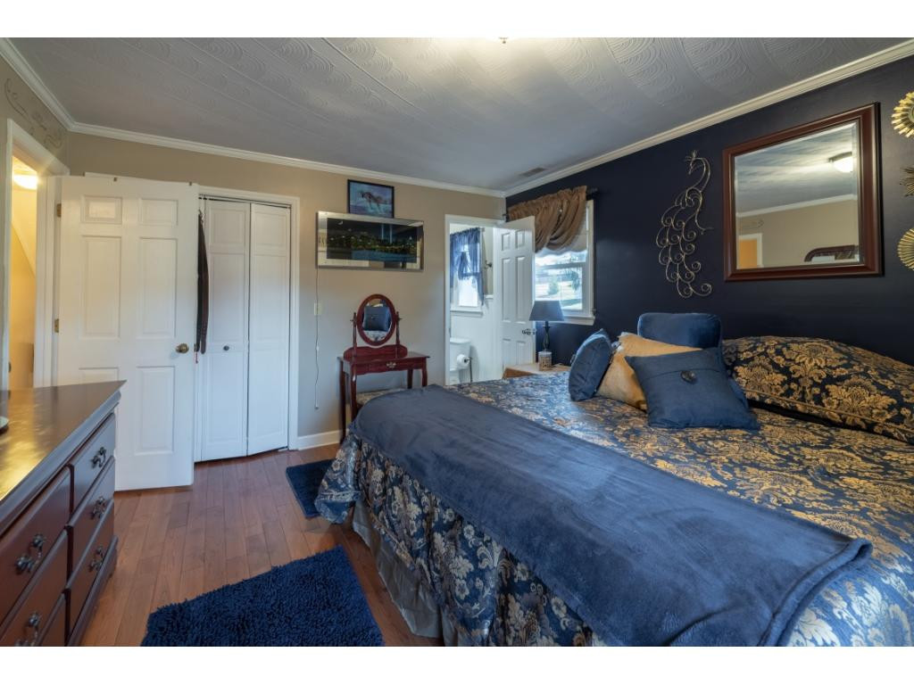 4514 Old Stage Road Pulaski, VA 24301 - Photo 23 of 36 Photo 23