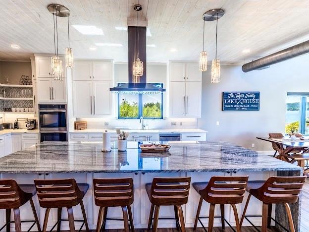 4468 Chapel Road Graham, TX 76450 - Photo 8 of 40 Large Eat In Kitchen Island.