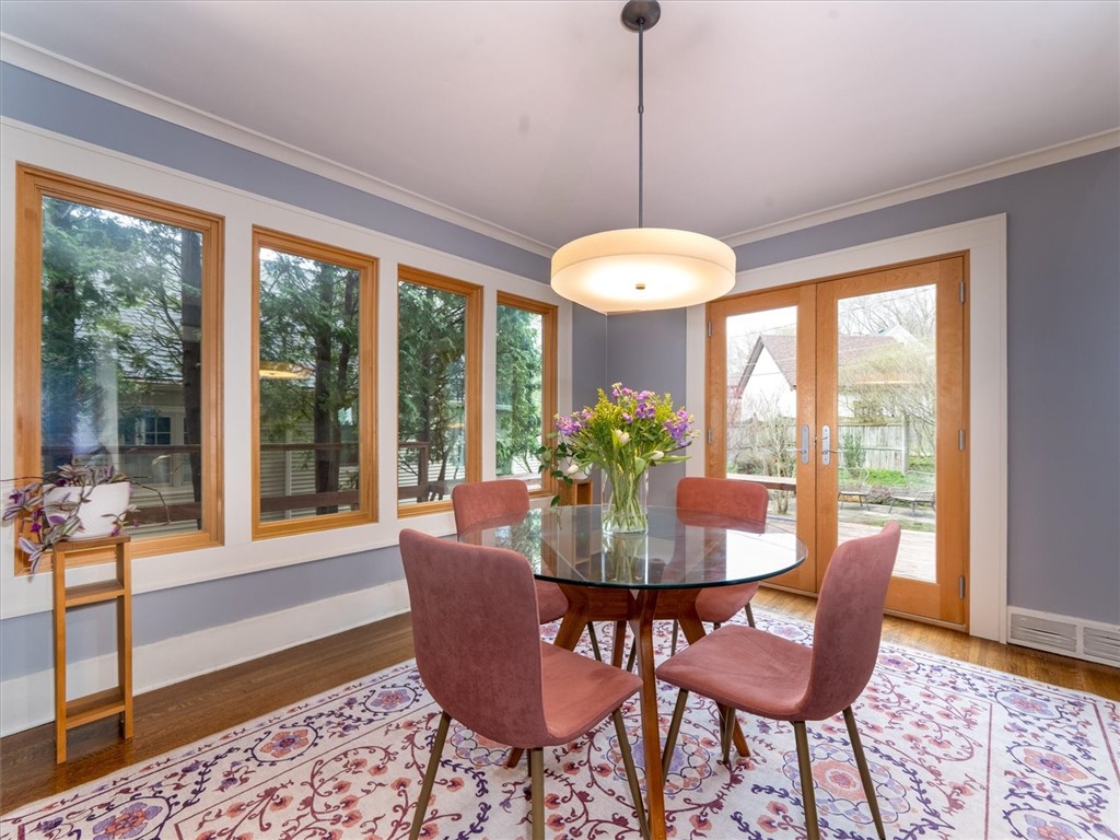 139 Chadbourne Road Brighton, NY 14618 - Photo 12 of 34