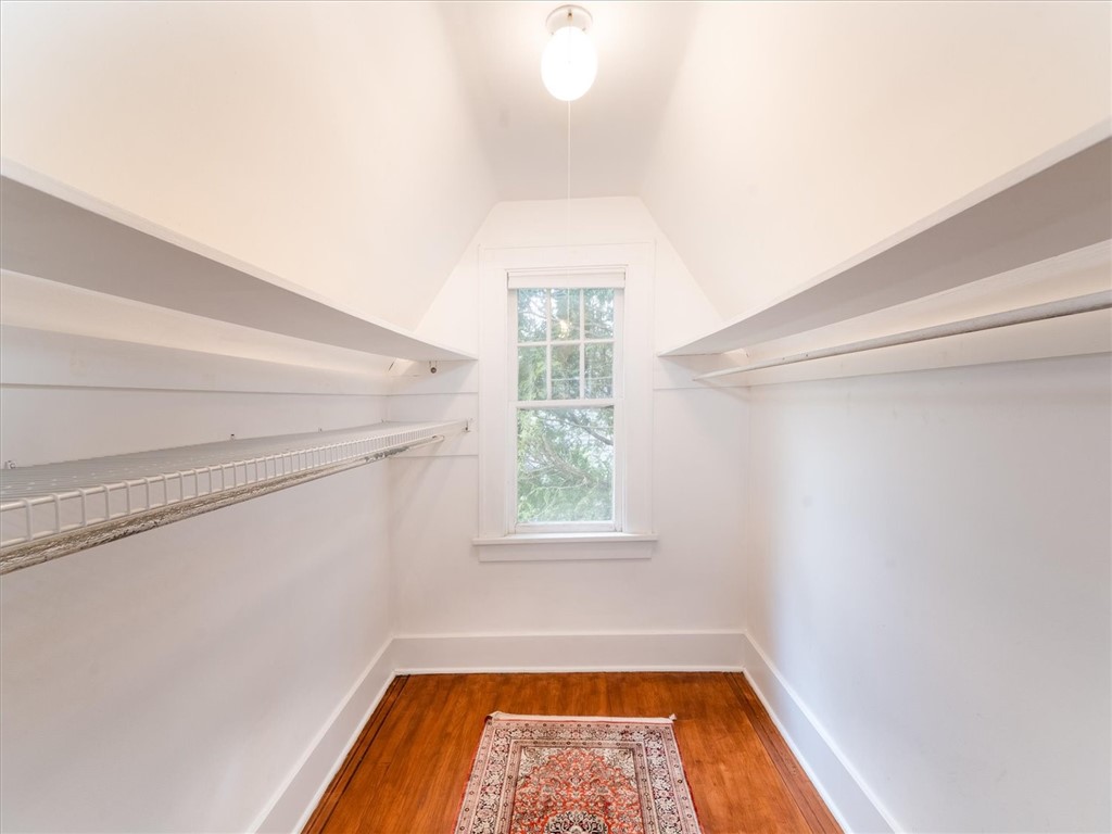 139 Chadbourne Road Brighton, NY 14618 - Photo 20 of 34