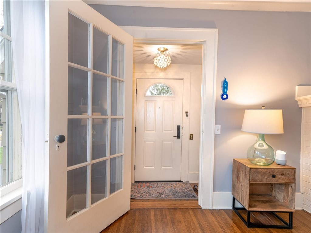 139 Chadbourne Road Brighton, NY 14618 - Photo 5 of 34