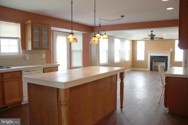 $2,700 | 46672 Robert Leon Drive, Lexington Park, MD 20653