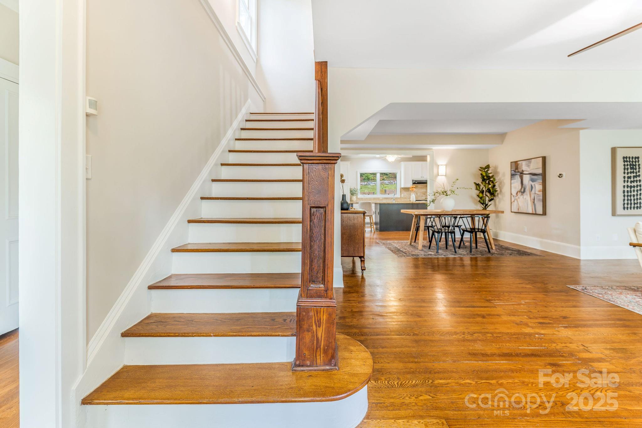 24 Warwick Road Asheville, NC 28803 - Photo 21 of 44