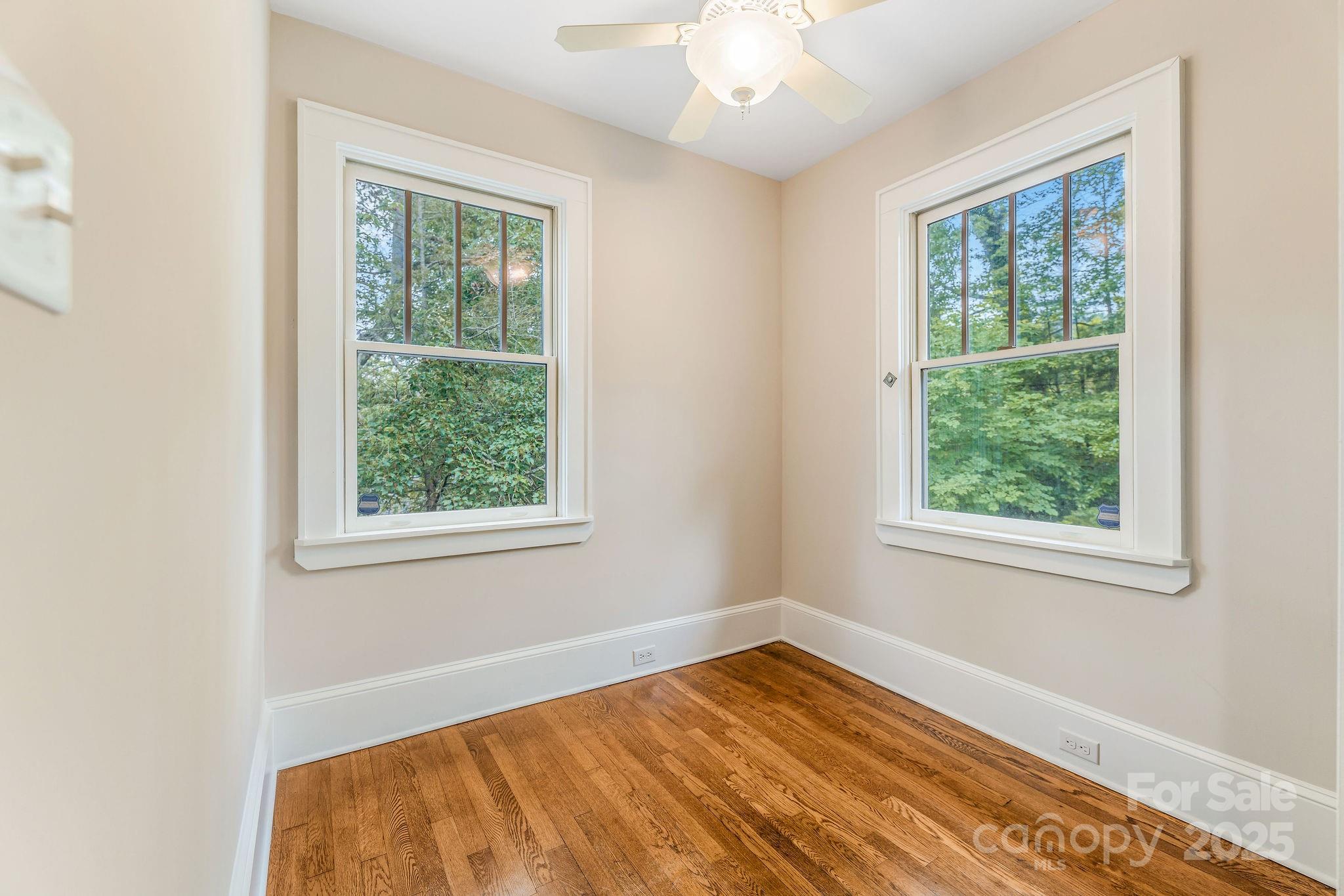 24 Warwick Road Asheville, NC 28803 - Photo 25 of 44