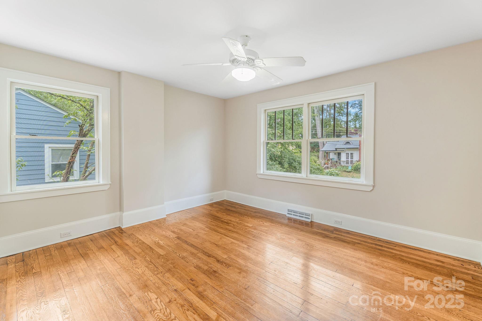24 Warwick Road Asheville, NC 28803 - Photo 28 of 44