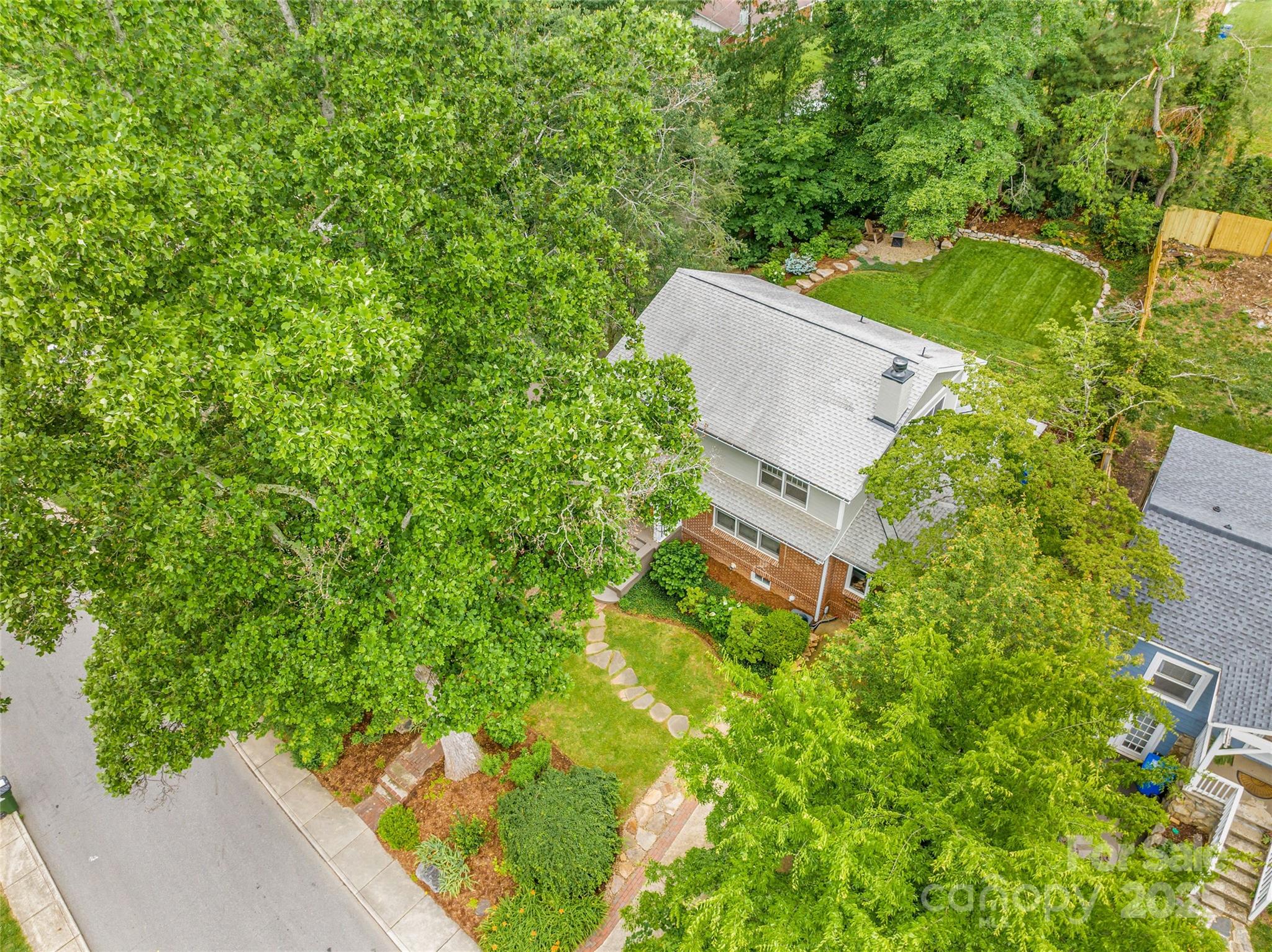 24 Warwick Road Asheville, NC 28803 - Photo 41 of 44