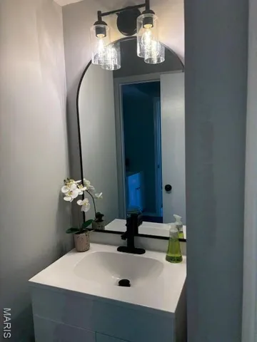 $179,900 | 837 Wendevy Drive, Ballwin, MO 63011