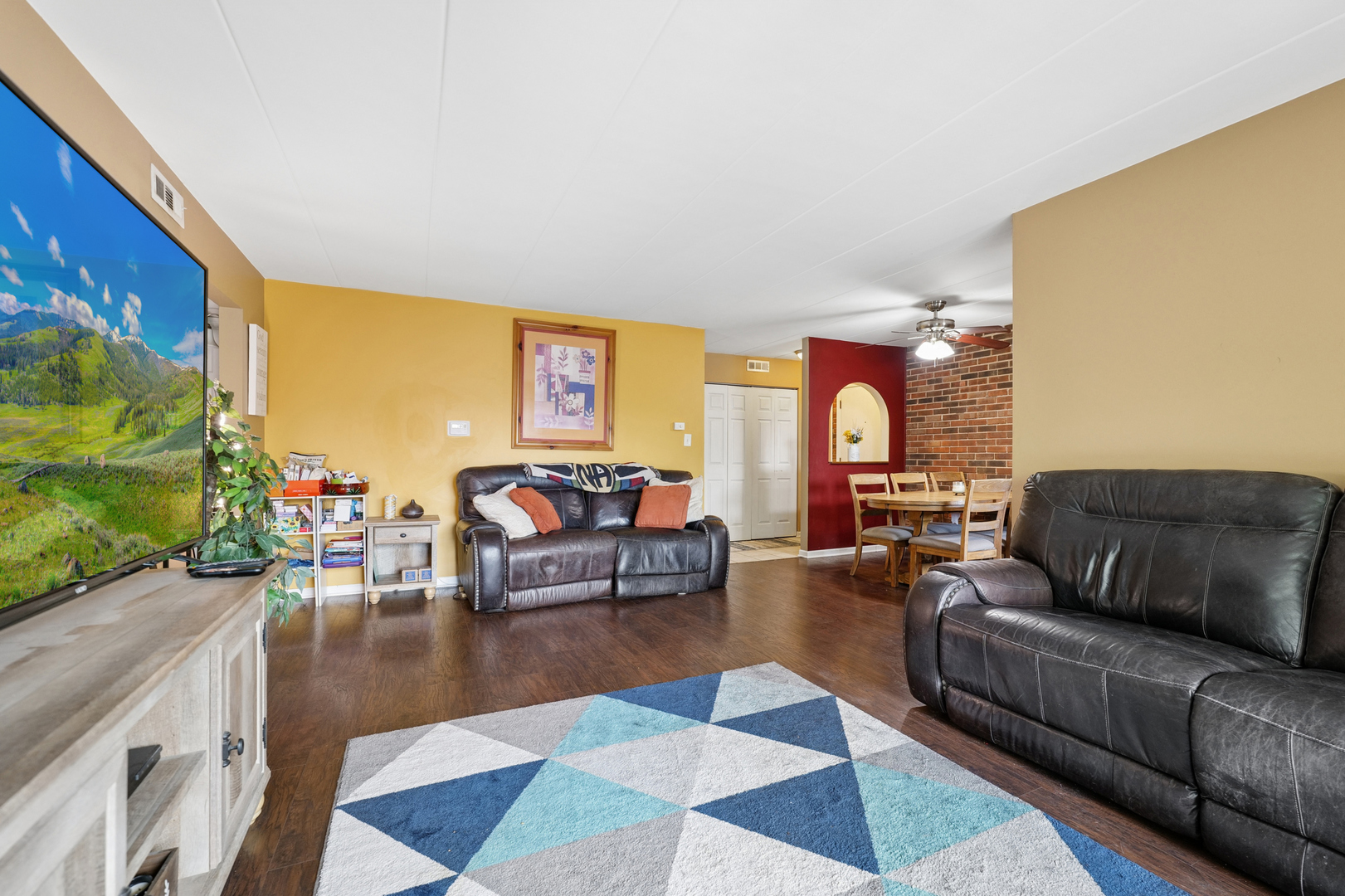 1940 183rd Street, Unit 2C Homewood, IL 60430 - Photo 7 of 19