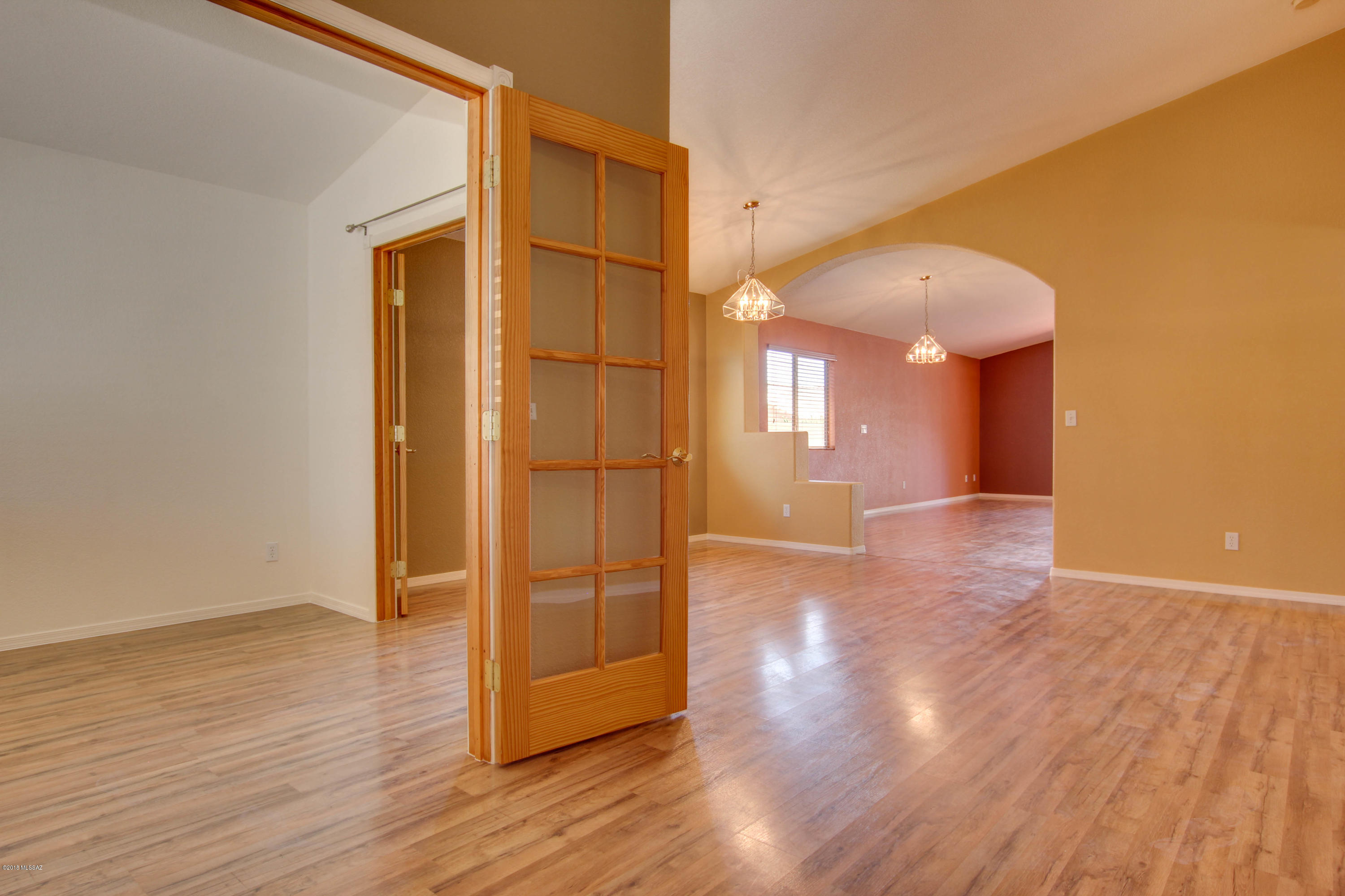 3236 South Thunder Chorus Road Tucson, AZ 85713 - Photo 5 of 36 Gallery Image 5