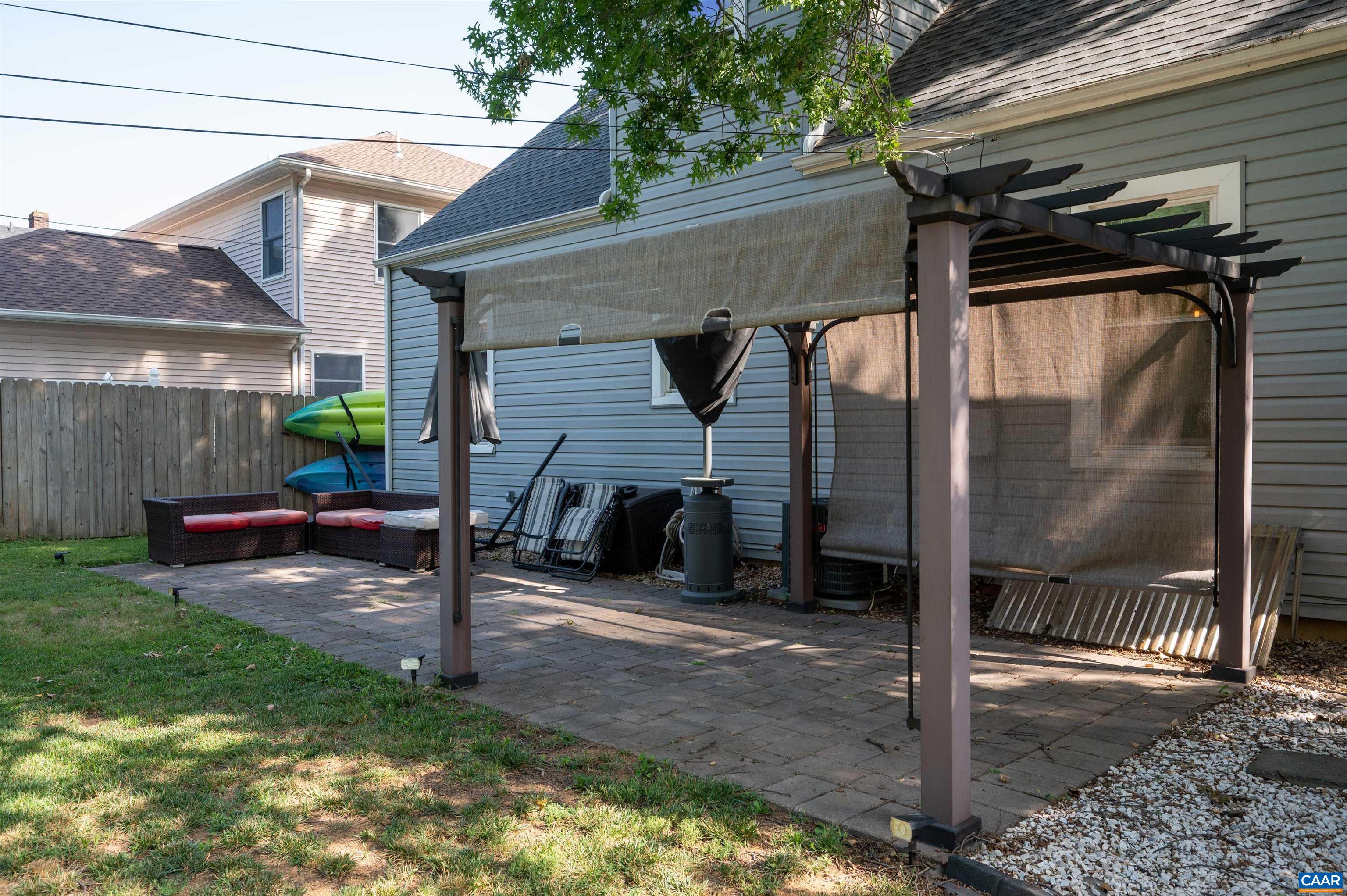 1612 Park Road Waynesboro, VA 22980 - Photo 17 of 22