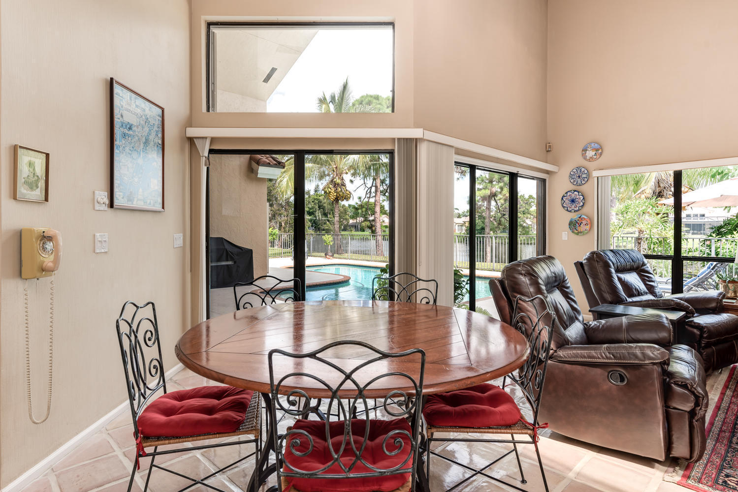 2655 Northwest 46th Street Boca Raton, FL 33434 - Photo 22 of 39 Dining in Kitchen