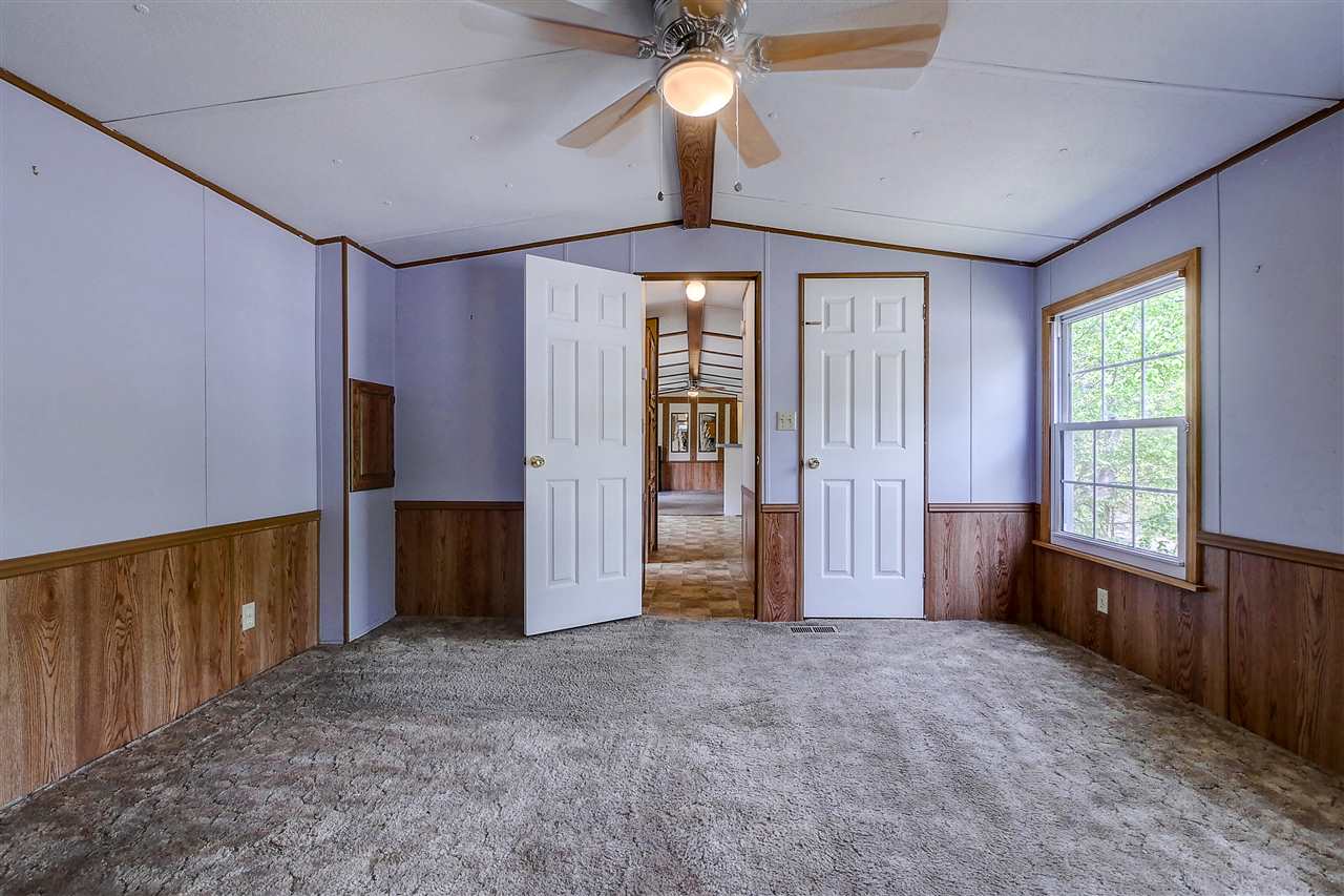 36 Elizabeth Road Sandown, NH 03873 - Photo 19 of 26