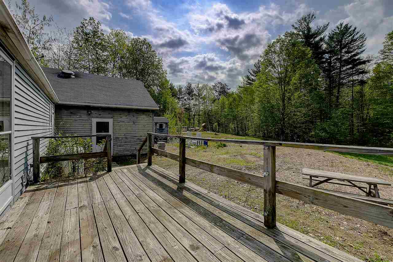 36 Elizabeth Road Sandown, NH 03873 - Photo 20 of 26