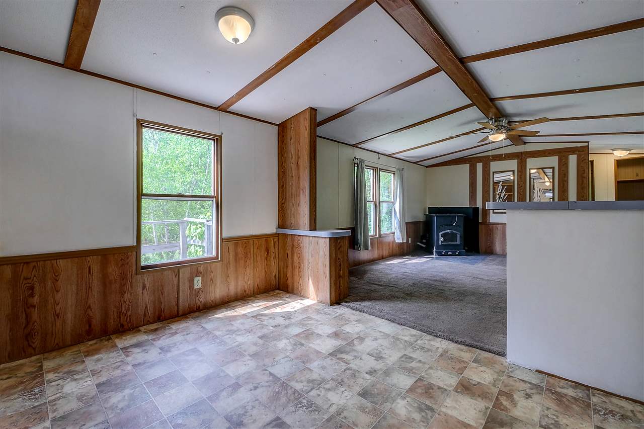 36 Elizabeth Road Sandown, NH 03873 - Photo 3 of 26