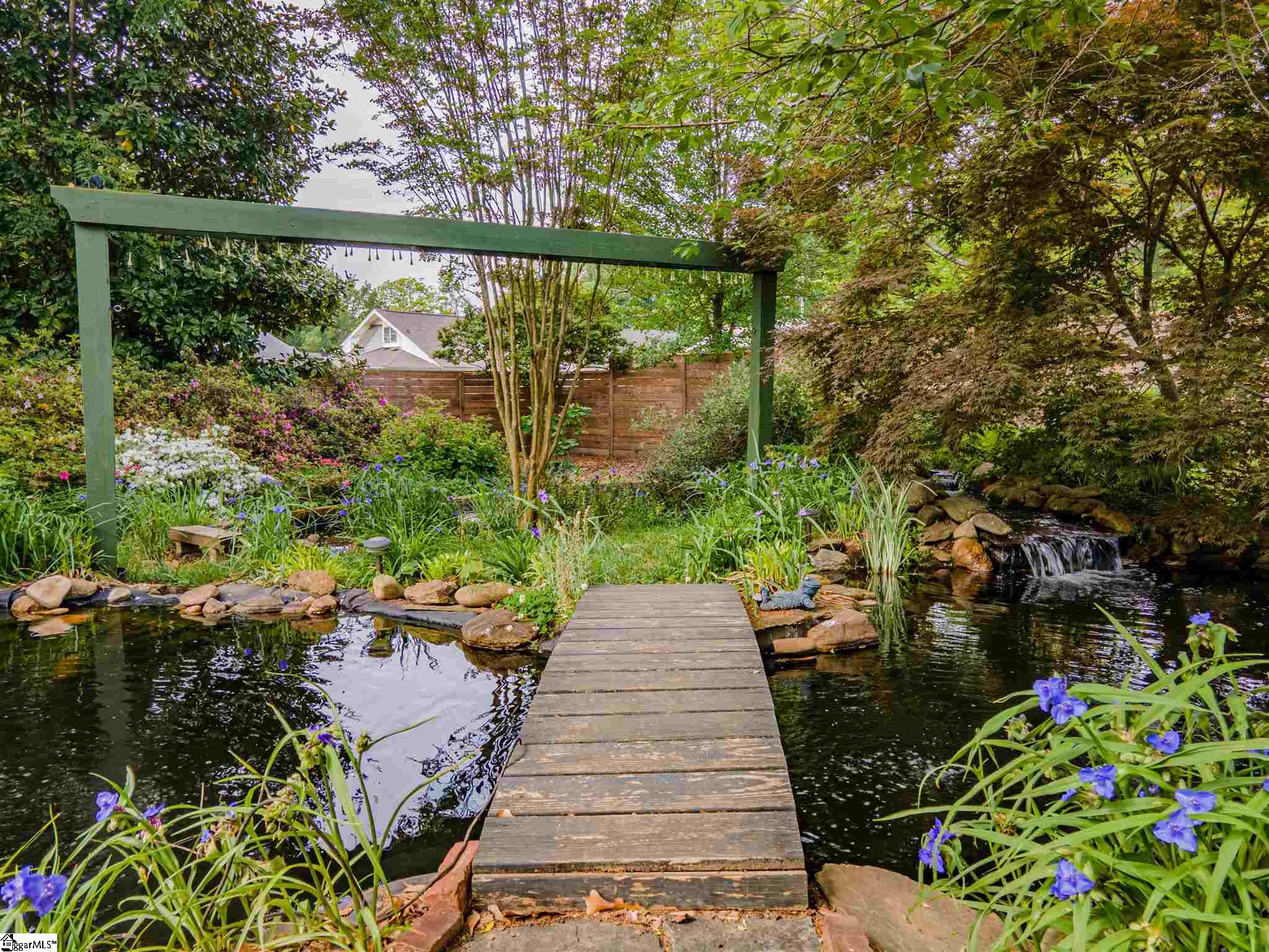 607 West Parker Road Greenville, SC 29611 - Photo 10 of 36 Gallery Image 10